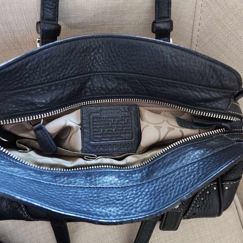 Coach Vintage A06S-5031 Pebbled Leather Bag - Picture 14 of 14